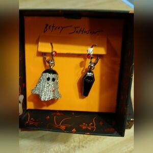 Betsey Johnson NWT/NIB Mismatched Style Halloween Earrings